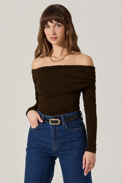 ASTR the Label Clothing Datia Ruched Off Shoulder Top Style ACT18877 in Brown;Brown Off The Shoulder Fall Top; 