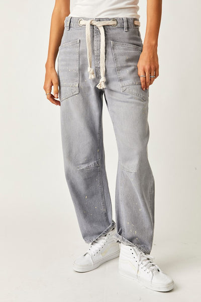 Free people Moxie Low Slung Barrel Jeans Style OB1863118 in Little Darlin;Free People Barrel Jeans; 