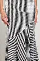 Rails Clothing Daija Dress Style 575-199E-287 in Black Gingham; Asymmetrical Hem Gingham Dress